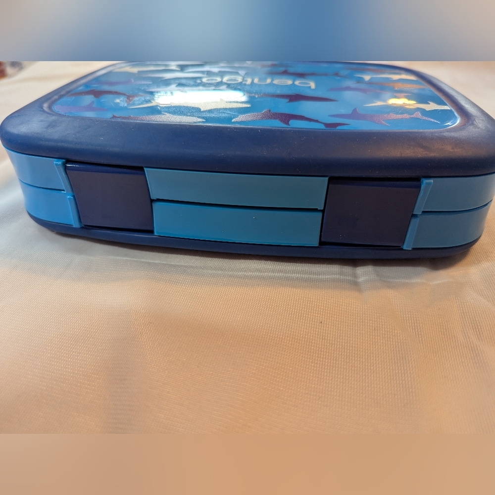 Shark Bentgo Lunchbox - Picture 5 of 8